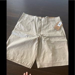 Men’s brand new khaki shorts 38